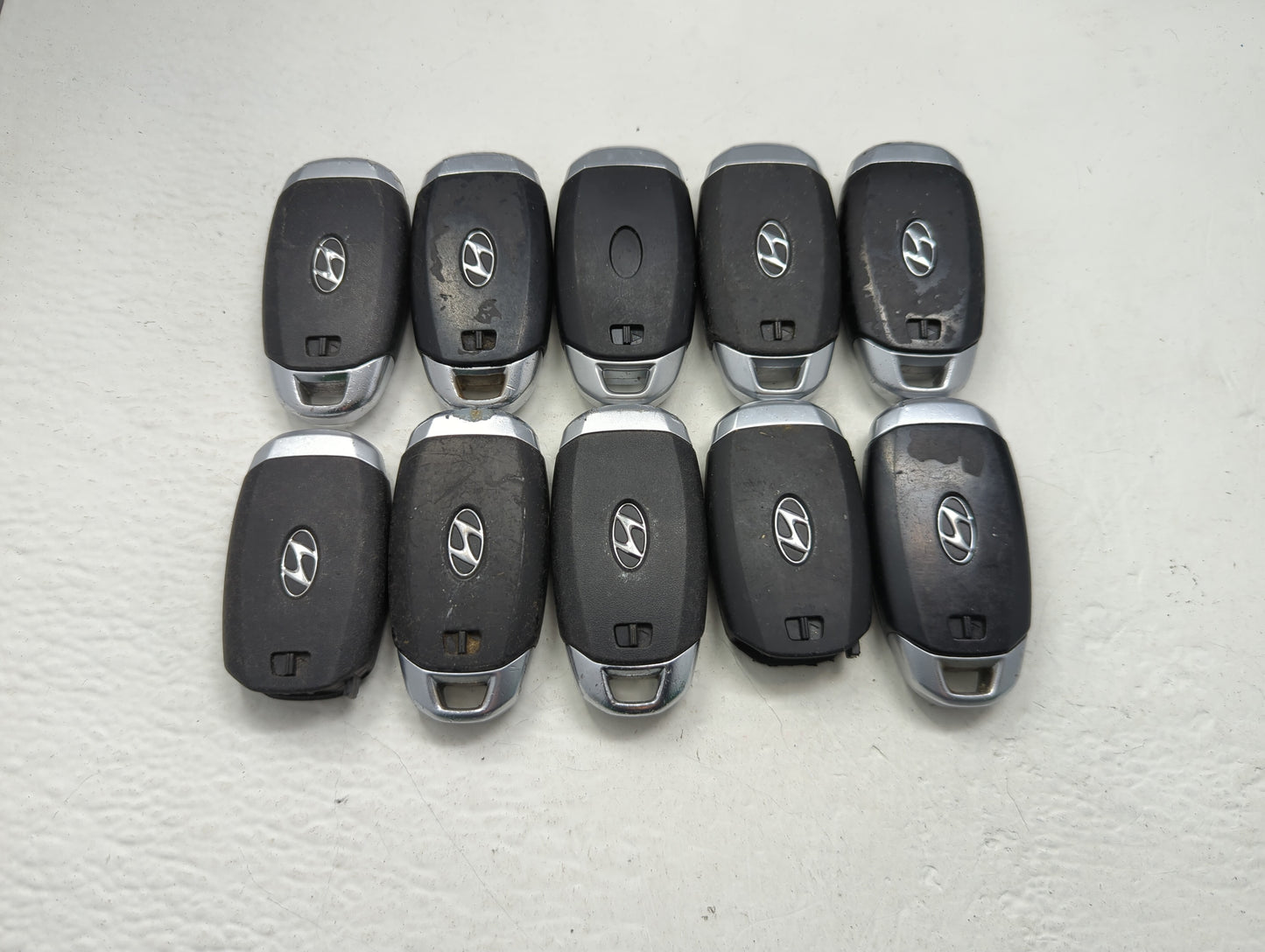 Lot of 10 Hyundai Keyless Entry Remote Fob MIXED FCC IDS MIXED PART - Oemusedautoparts1.com