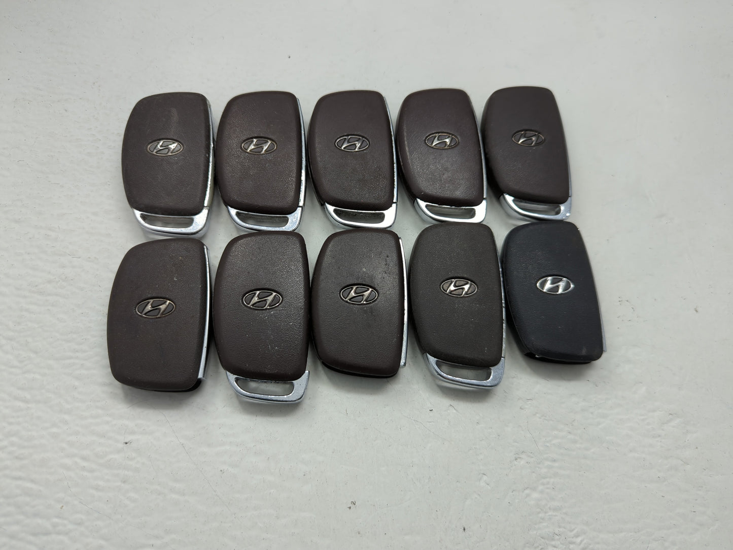 Lot of 10 Hyundai Keyless Entry Remote Fob MIXED FCC IDS MIXED PART - Oemusedautoparts1.com