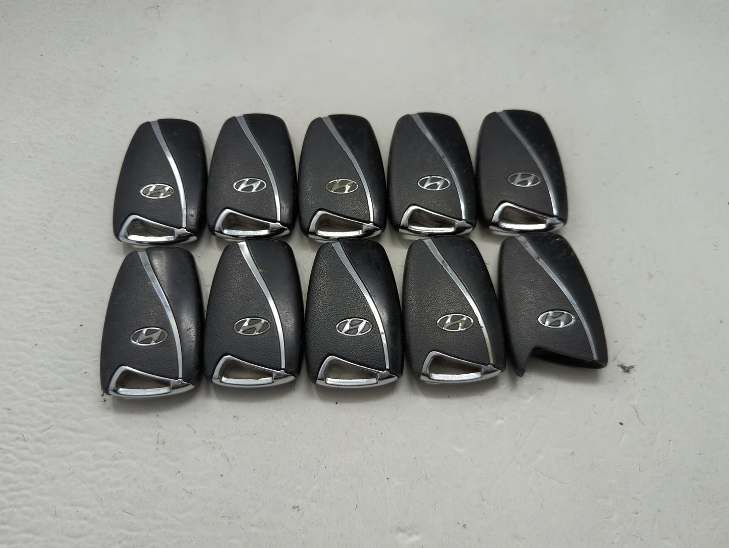 Lot of 10 Hyundai Keyless Entry Remote Fob MIXED FCC IDS 1473711 - Oemusedautoparts1.com