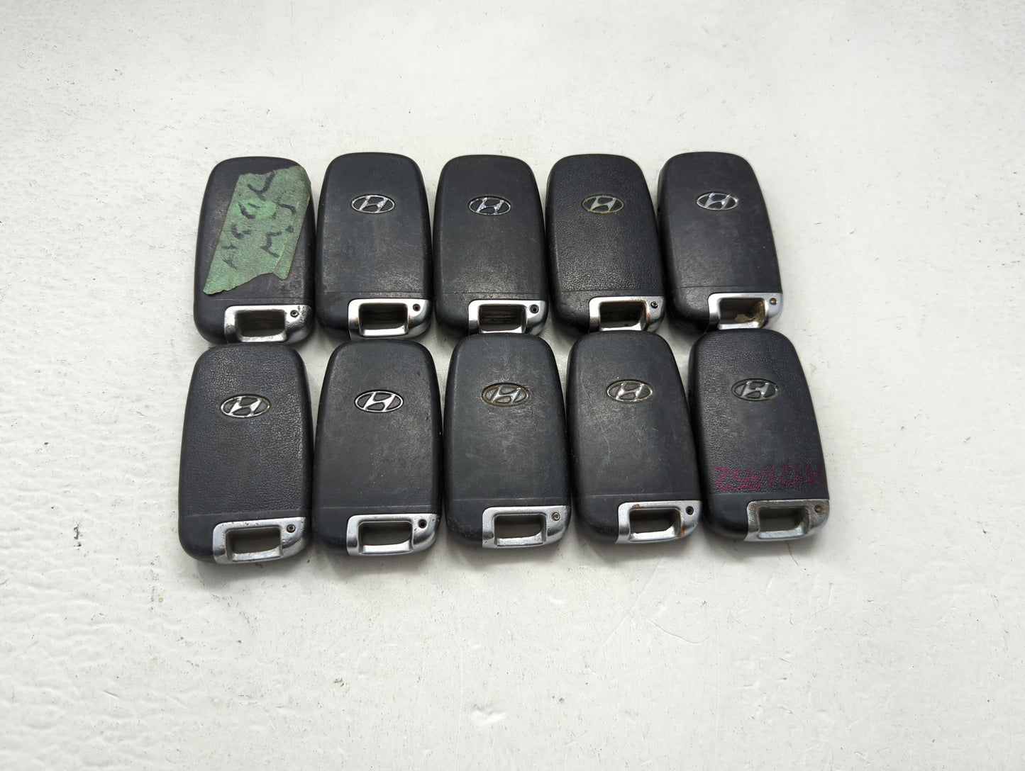 Lot of 10 Hyundai Keyless Entry Remote Fob MIXED FCC IDS MIXED PART 1473789 - Oemusedautoparts1.com
