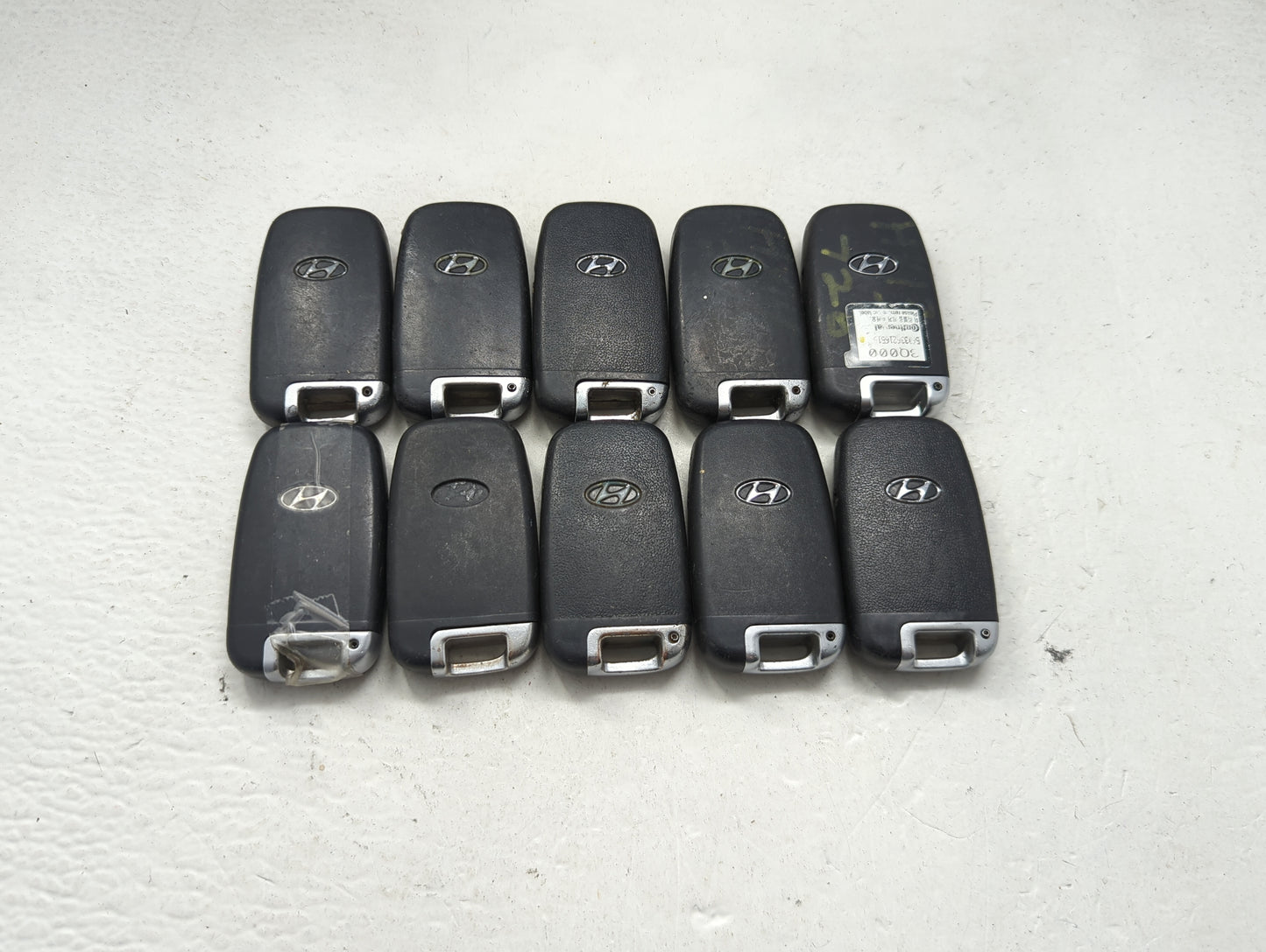 Lot of 10 Hyundai Keyless Entry Remote Fob MIXED FCC IDS MIXED PART 1473790 - Oemusedautoparts1.com