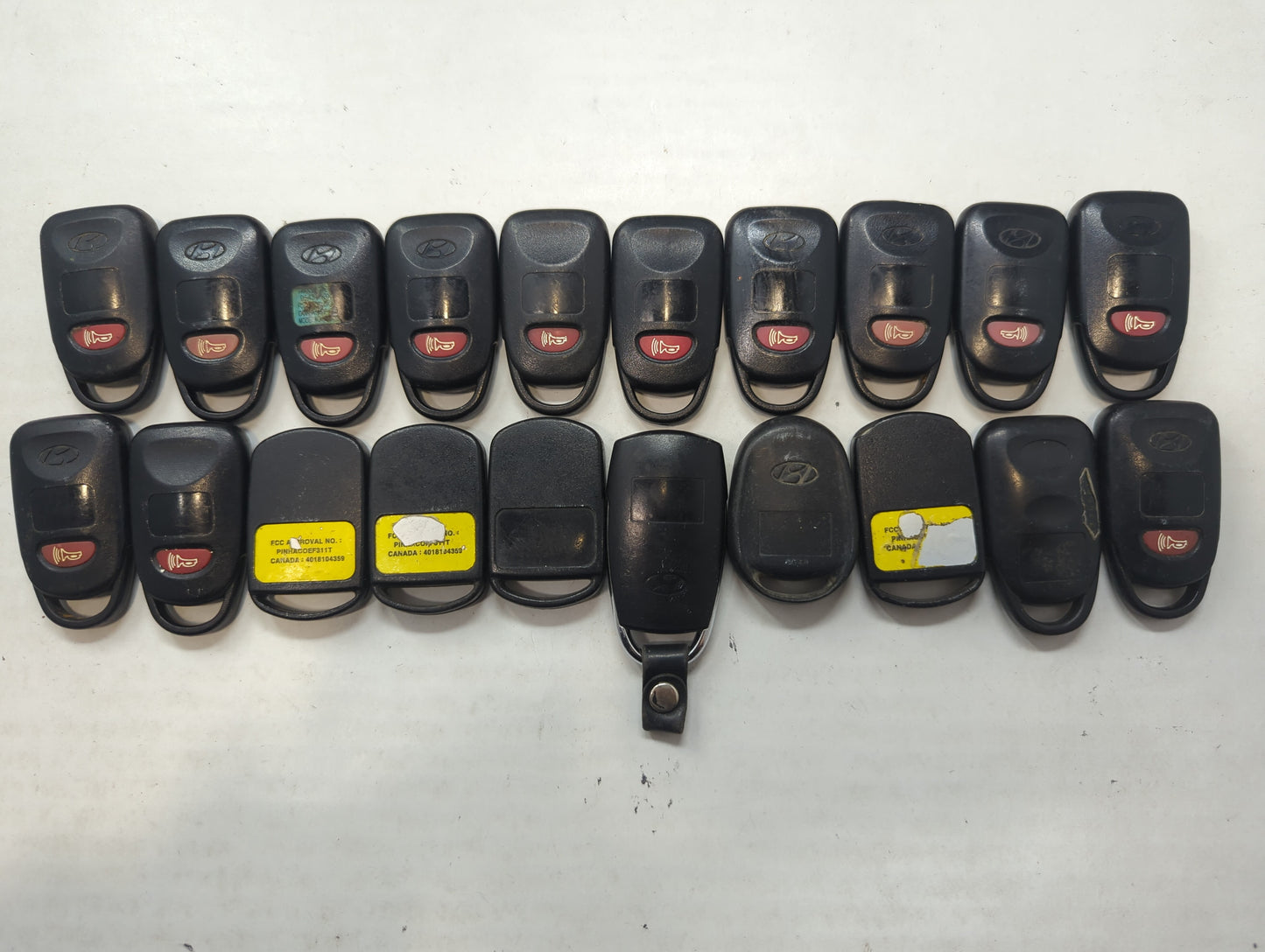 Lot of 20 Hyundai Keyless Entry Remote Fob MIXED FCC IDS MIXED PART - Oemusedautoparts1.com
