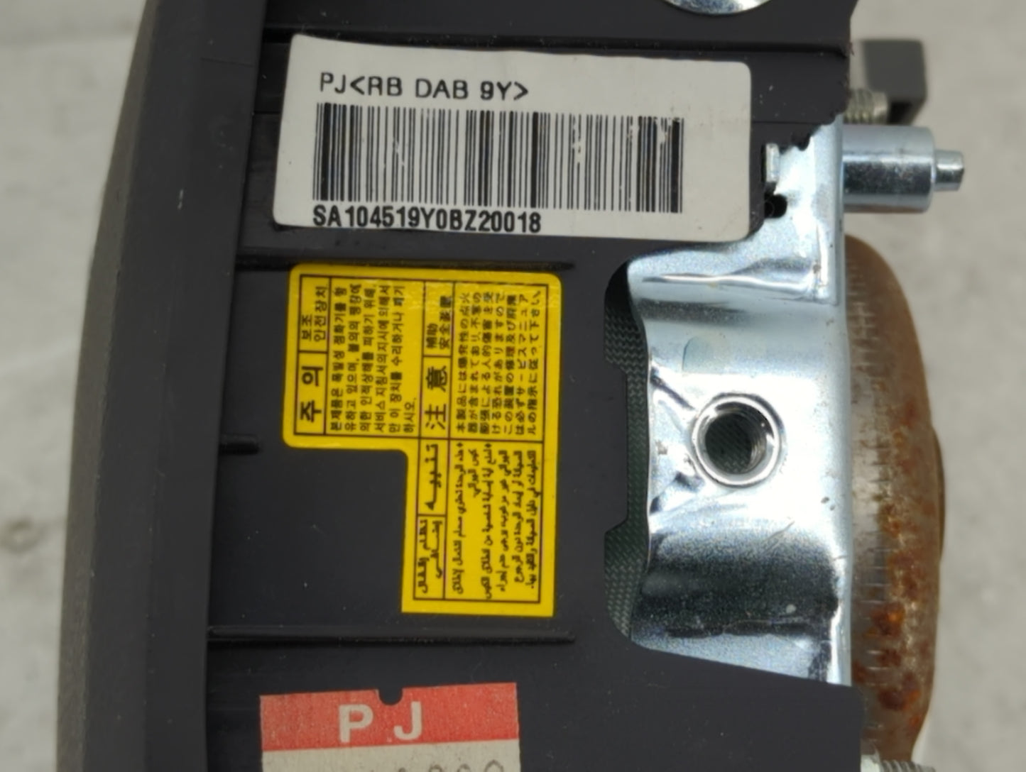 2012-2017 Hyundai Accent Air Bag Driver Left Steering Wheel Mounted - Oemusedautoparts1.com