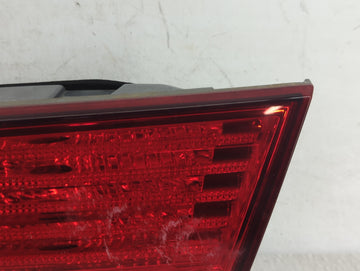 2009-2010 Hyundai Sonata Passenger Right Side Deck Lid Mounted Tail Light