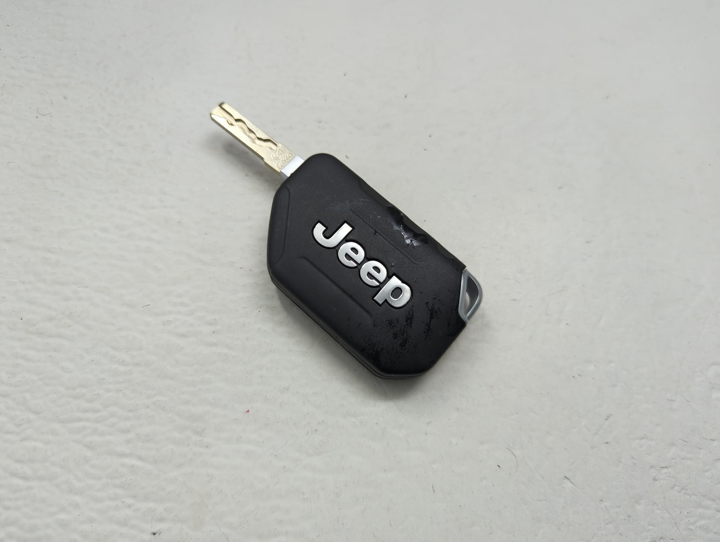 Jeep Keyless Entry Remote Fob OHT1130261 68297691AB 2 buttons - Oemusedautoparts1.com