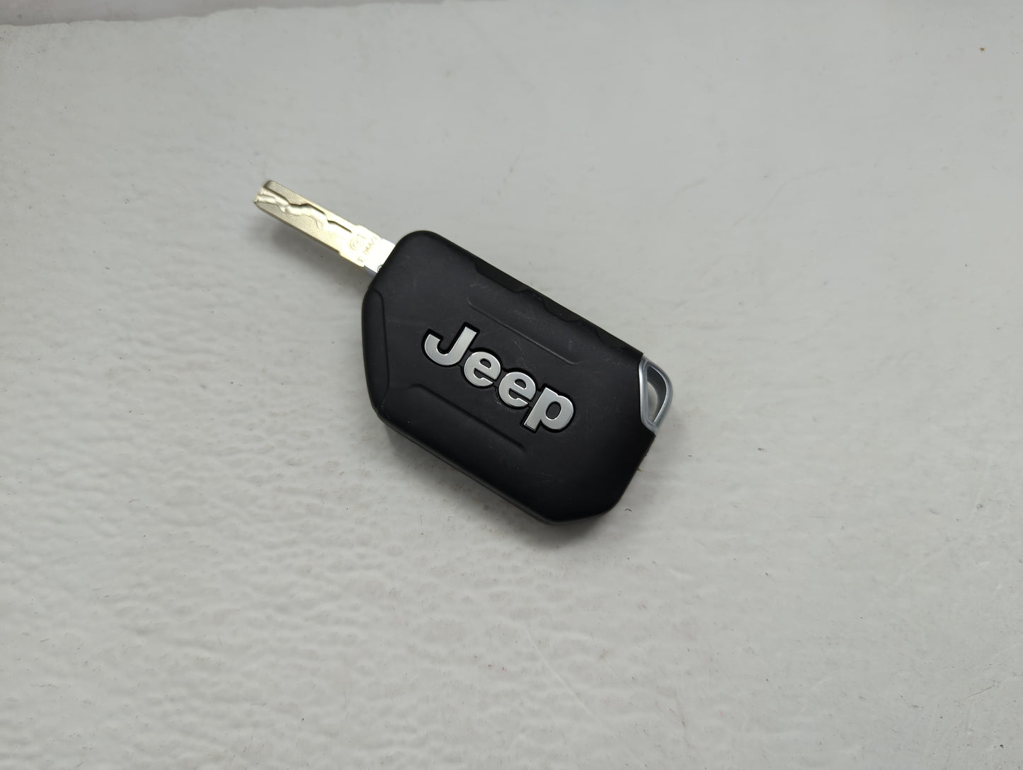 Jeep Keyless Entry Remote Fob OHT1130261 68292946AE 2 buttons - Oemusedautoparts1.com