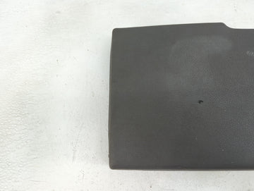 2006-2007 Jeep Commander Center Console Armrest Cover Lid Fits Fits 2006 2007 OEM Used Auto Parts