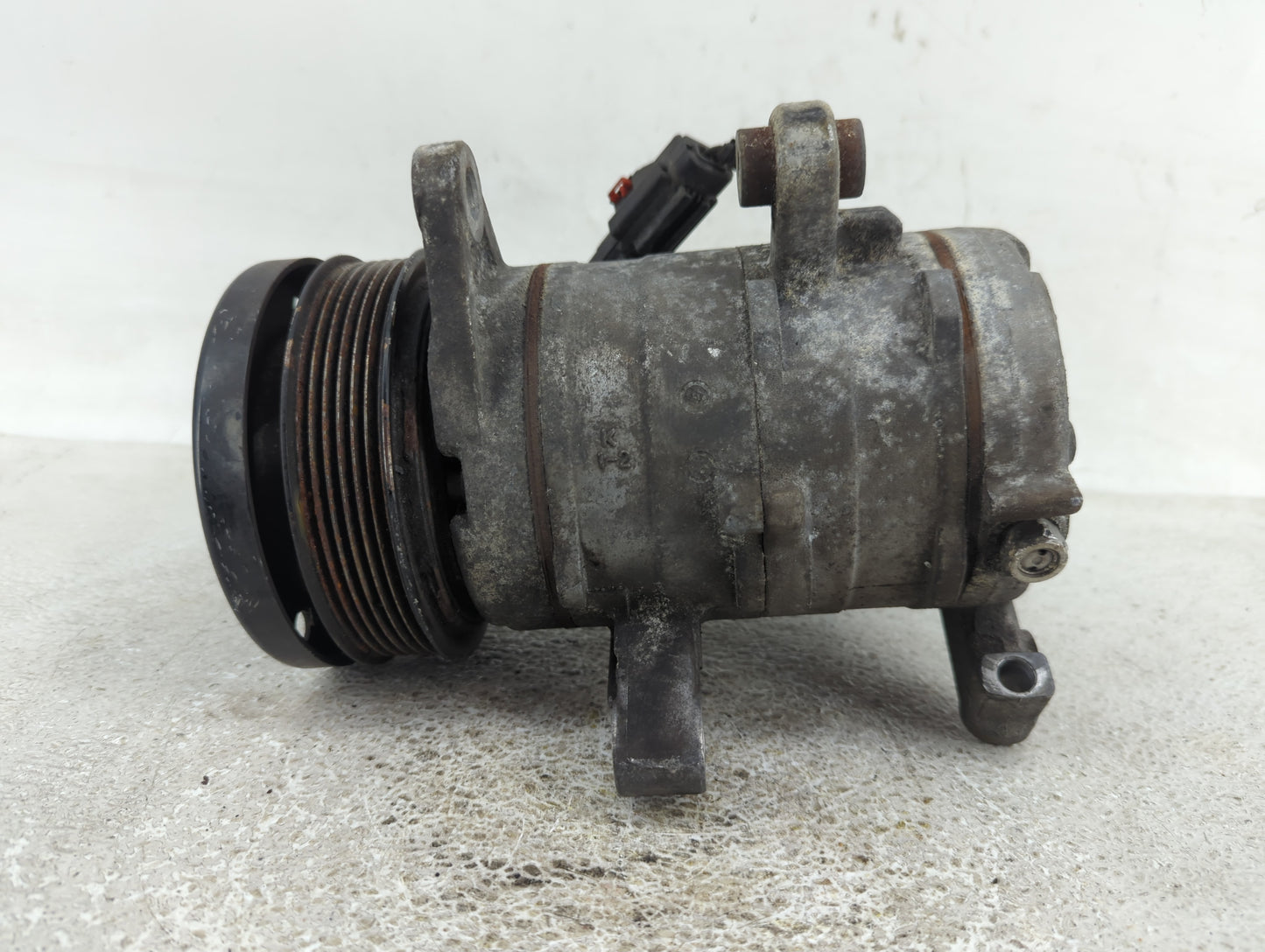 2005-2007 Jeep Grand Cherokee Air Conditioning A/c Ac Compressor Oem - Oemusedautoparts1.com