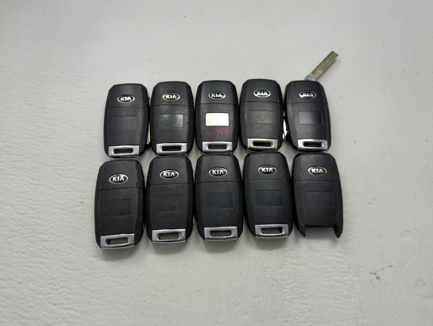 Lot of 10 Kia Keyless Entry Remote Fob MIXED FCC IDS MIXED PART NUMBERS - Oemusedautoparts1.com