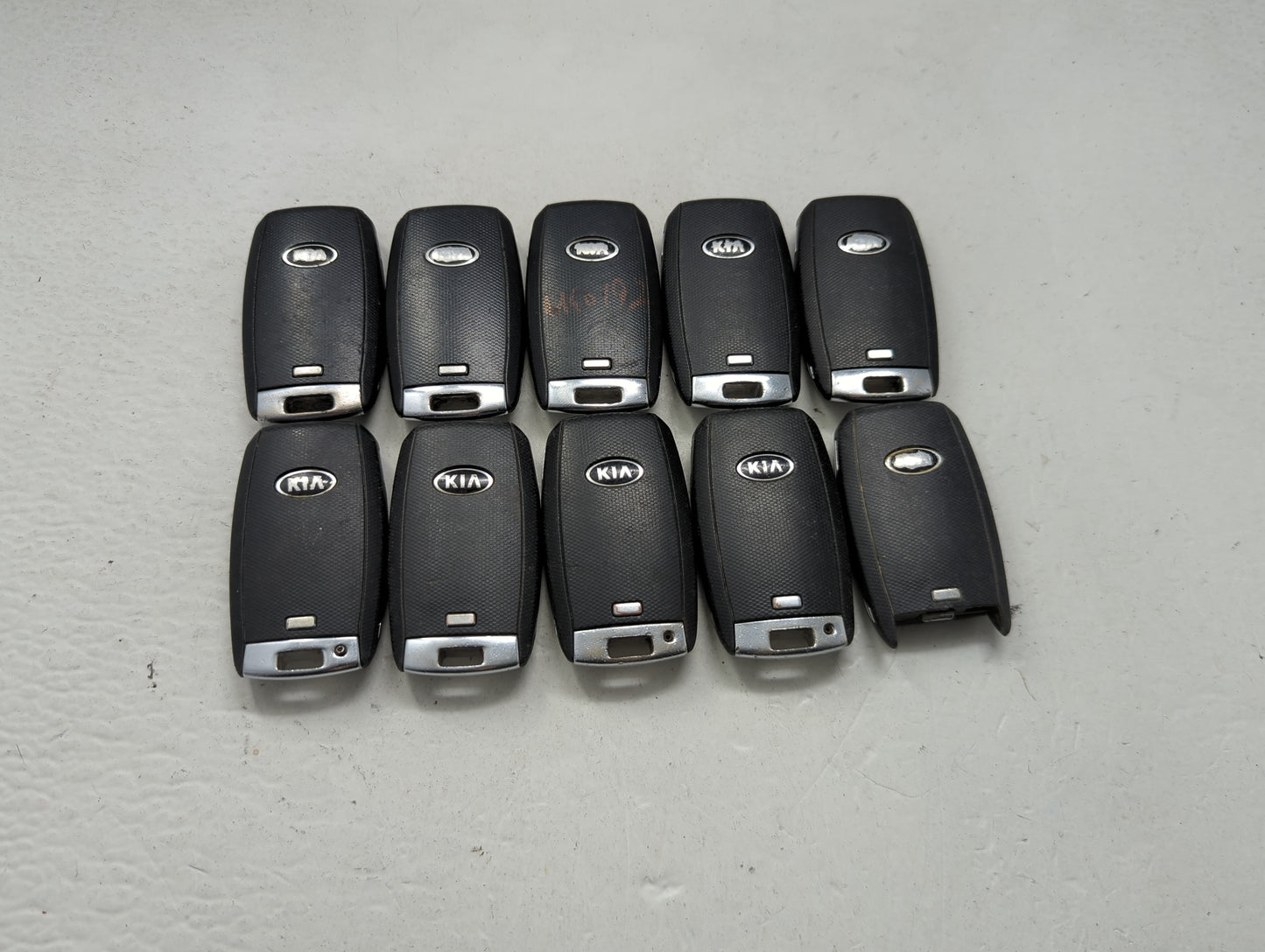Lot of 10 Kia Keyless Entry Remote Fob MIXED FCC IDS MIXED PART NUMBERS 1473832 - Oemusedautoparts1.com