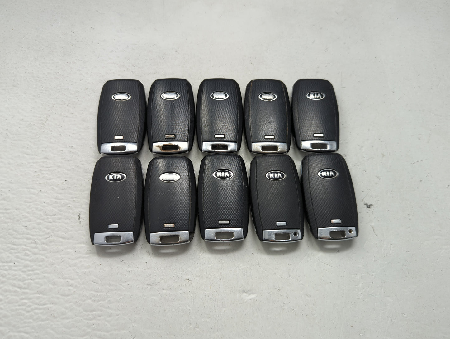 Lot of 10 Kia Keyless Entry Remote Fob MIXED FCC IDS MIXED PART NUMBERS 1473833 - Oemusedautoparts1.com