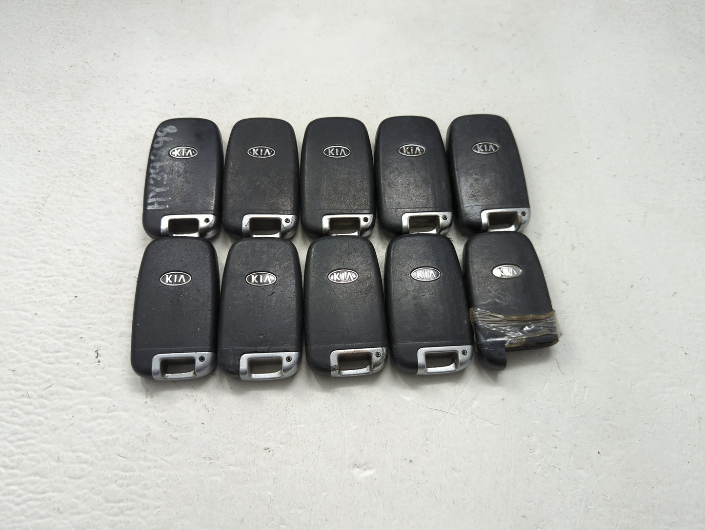 Lot of 10 Kia Keyless Entry Remote Fob MIXED FCC IDS MIXED PART NUMBERS 1473847 - Oemusedautoparts1.com
