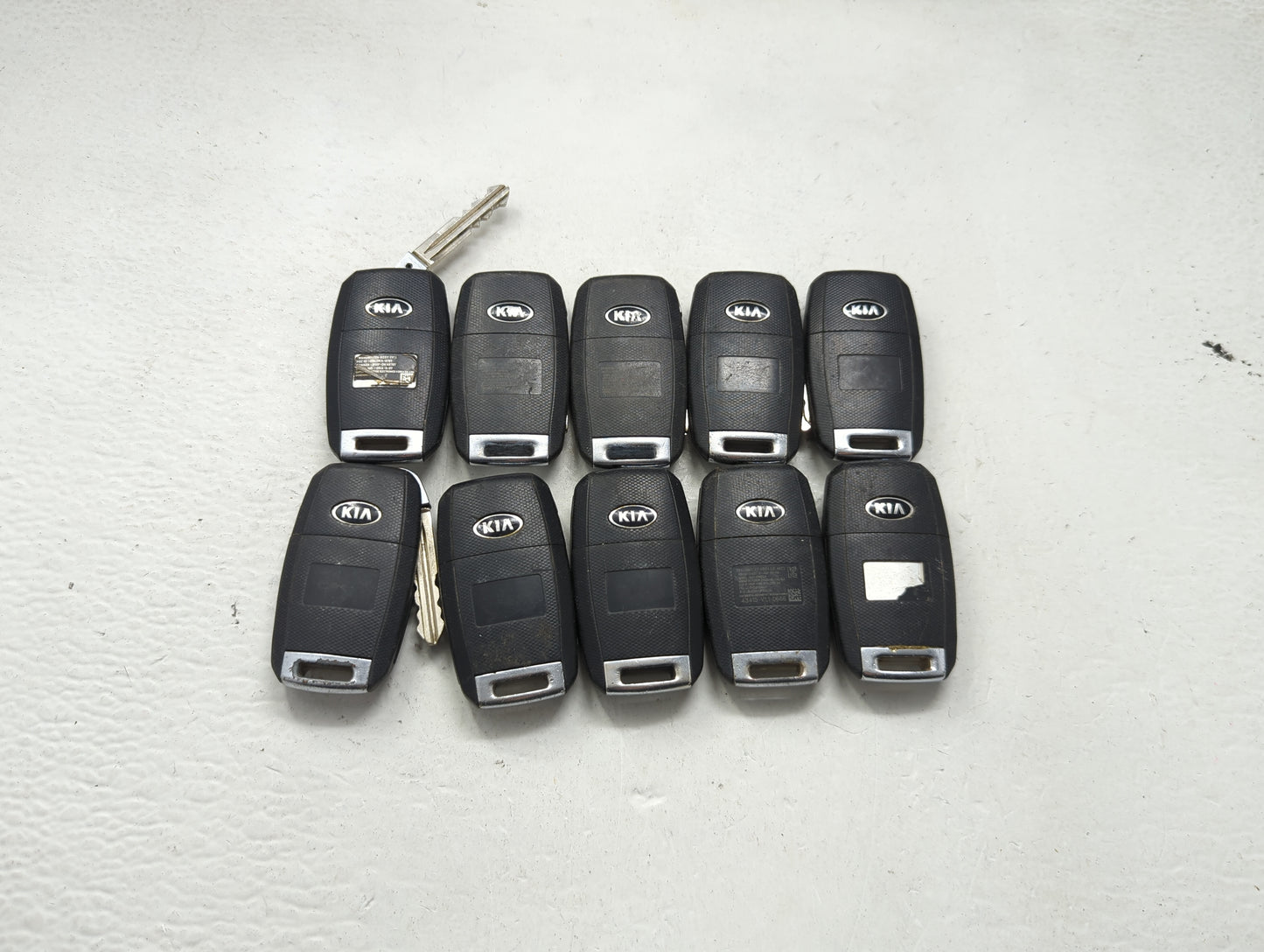 Lot of 10 Kia Keyless Entry Remote Fob MIXED FCC IDS MIXED PART NUMBERS 1473872 - Oemusedautoparts1.com