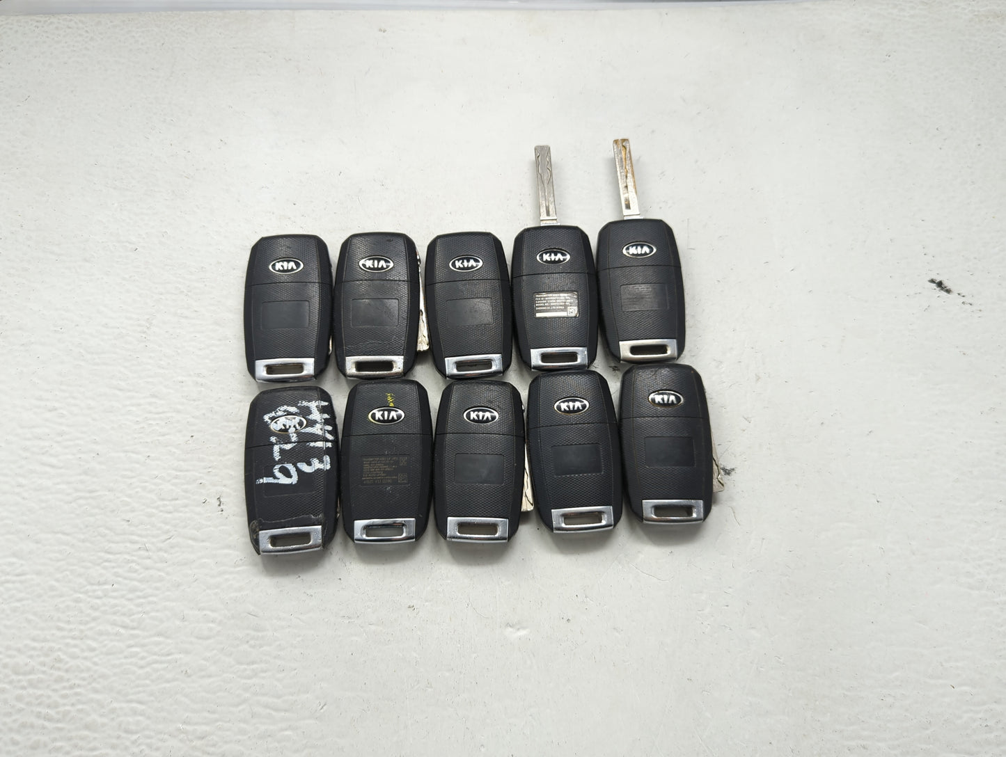Lot of 10 Kia Keyless Entry Remote Fob MIXED FCC IDS MIXED PART NUMBERS 1473874 - Oemusedautoparts1.com