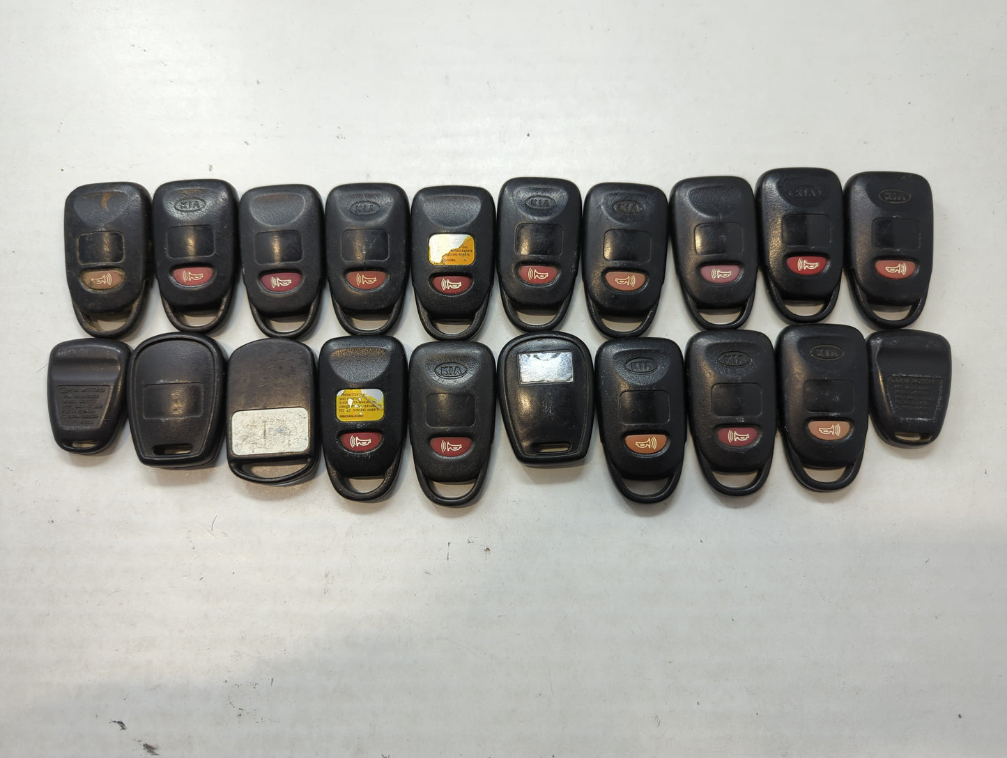 Lot of 20 Kia Keyless Entry Remote Fob MIXED FCC IDS MIXED PART NUMBERS - Oemusedautoparts1.com