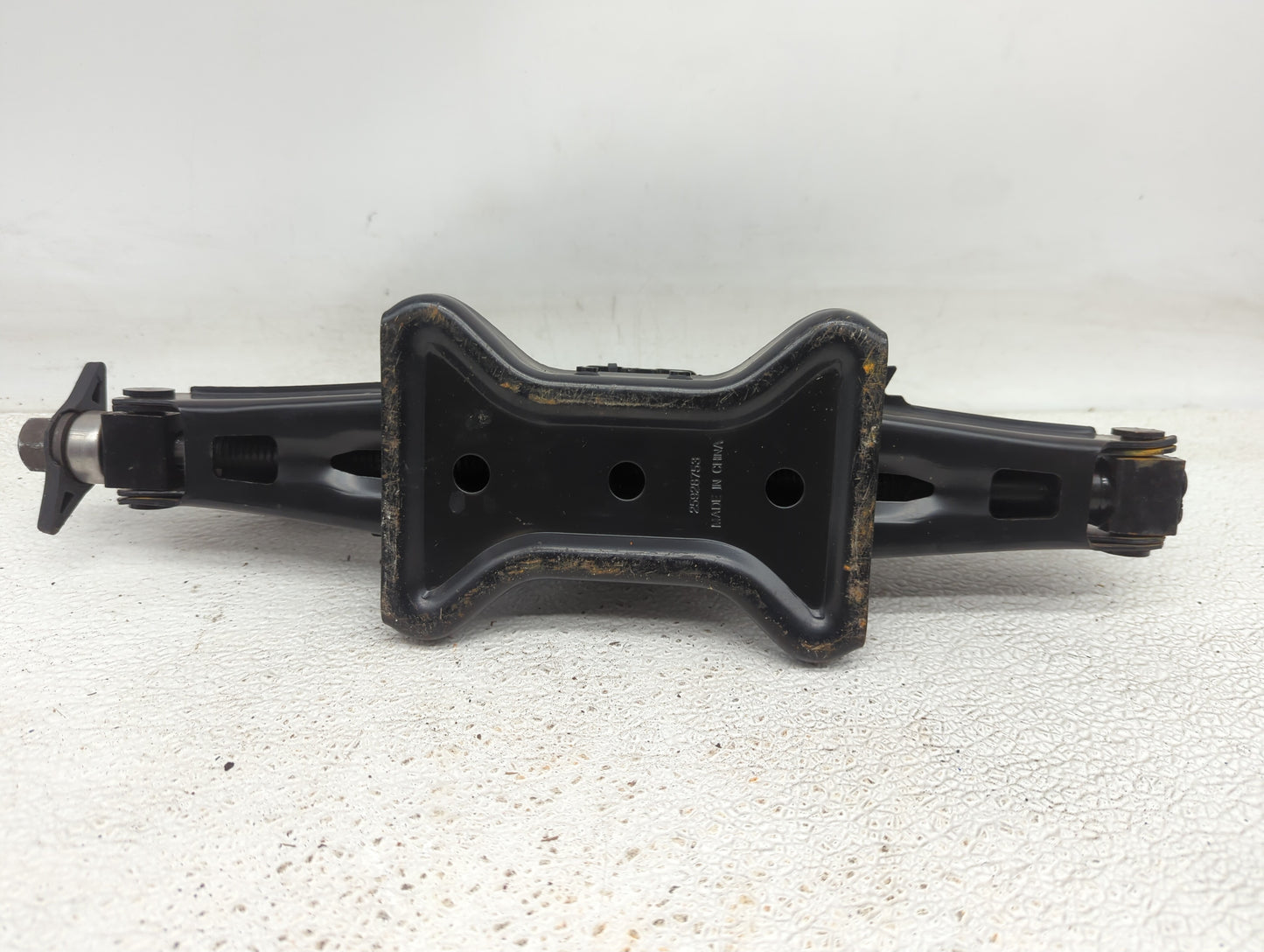 2002 Lincoln Continental Spare Scissor Car Jack - Oemusedautoparts1.com