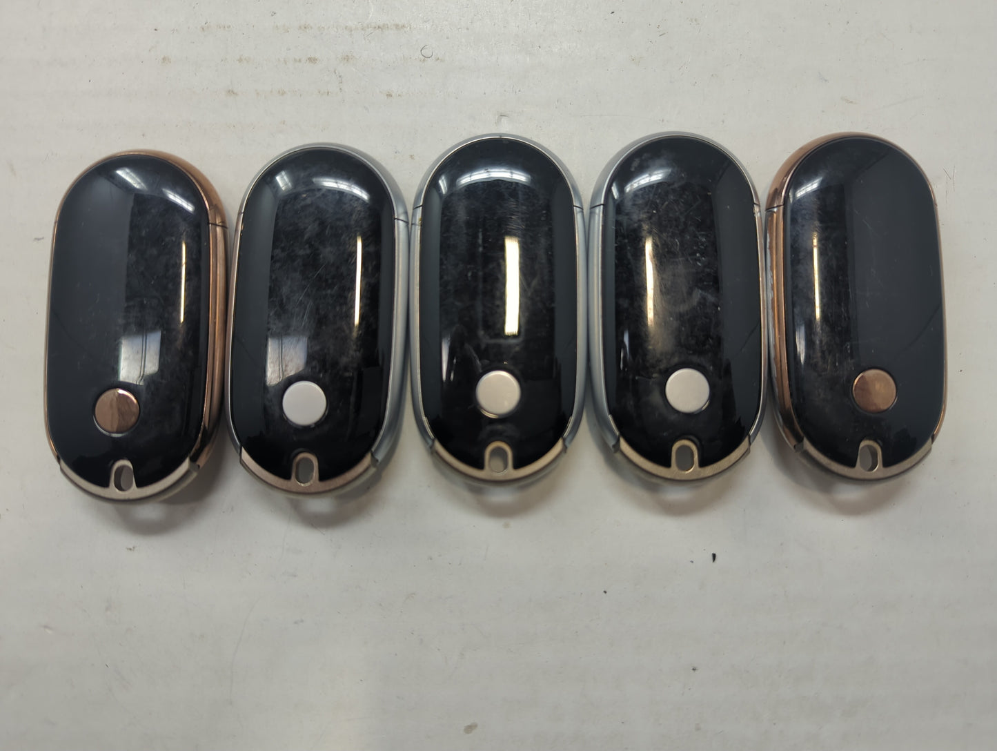 Lot of 5 Mercedes-Benz Keyless Entry Remote Fob MIXED FCC IDS MIXED PART - Oemusedautoparts1.com