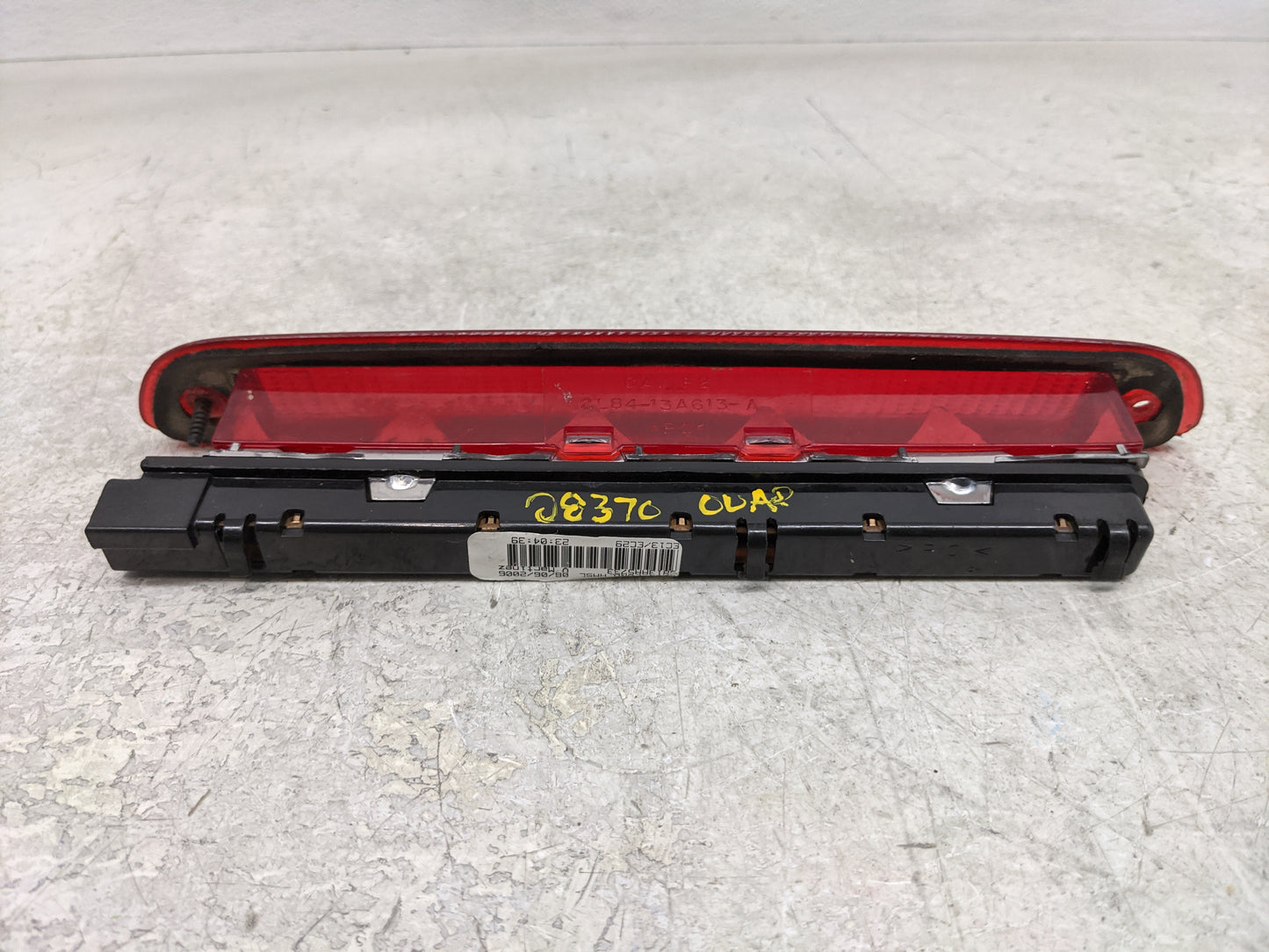 2005-2007 Mercury Mariner Rear Center Lid Brake Light Tail Light Fits Fits 2005 2006 2007 OEM Used Auto Parts - Oemusedautop