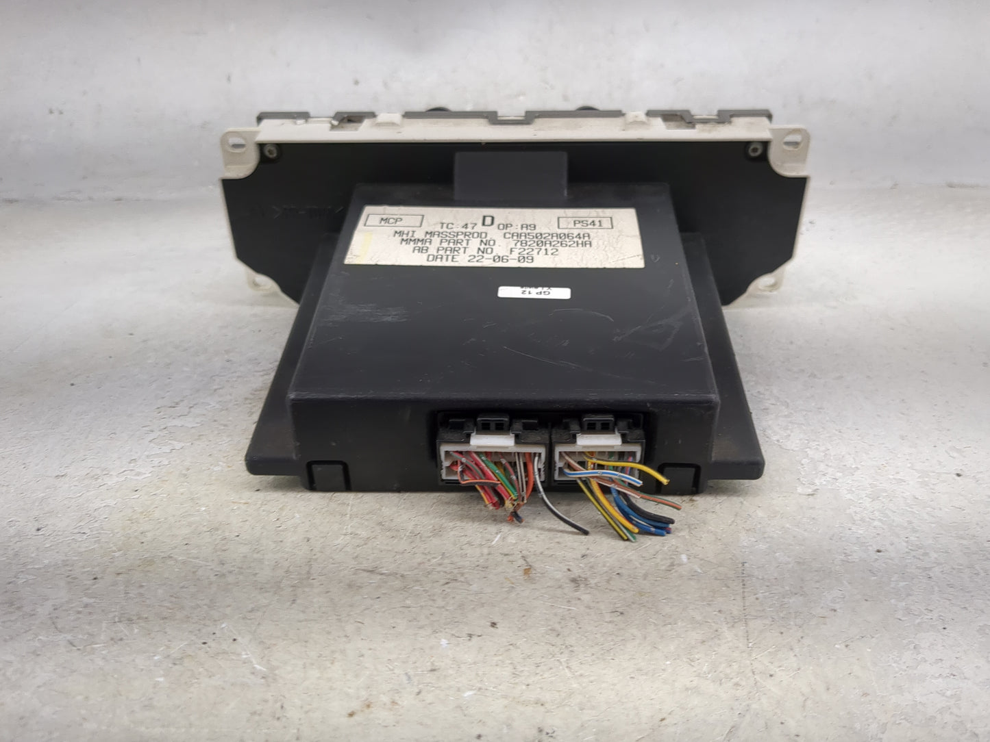 2009-2012 Mitsubishi Galant Climate Control Module Temperature AC/Heater Replacement Fits Fits 2009 2010 2011 2012 OEM Used