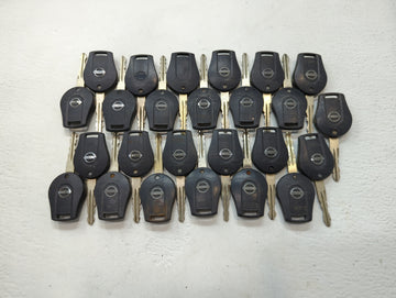 Lot of 25 Nissan Keyless Entry Remote Fob CWTWB1U816 | CWTWB1U751 MIXED