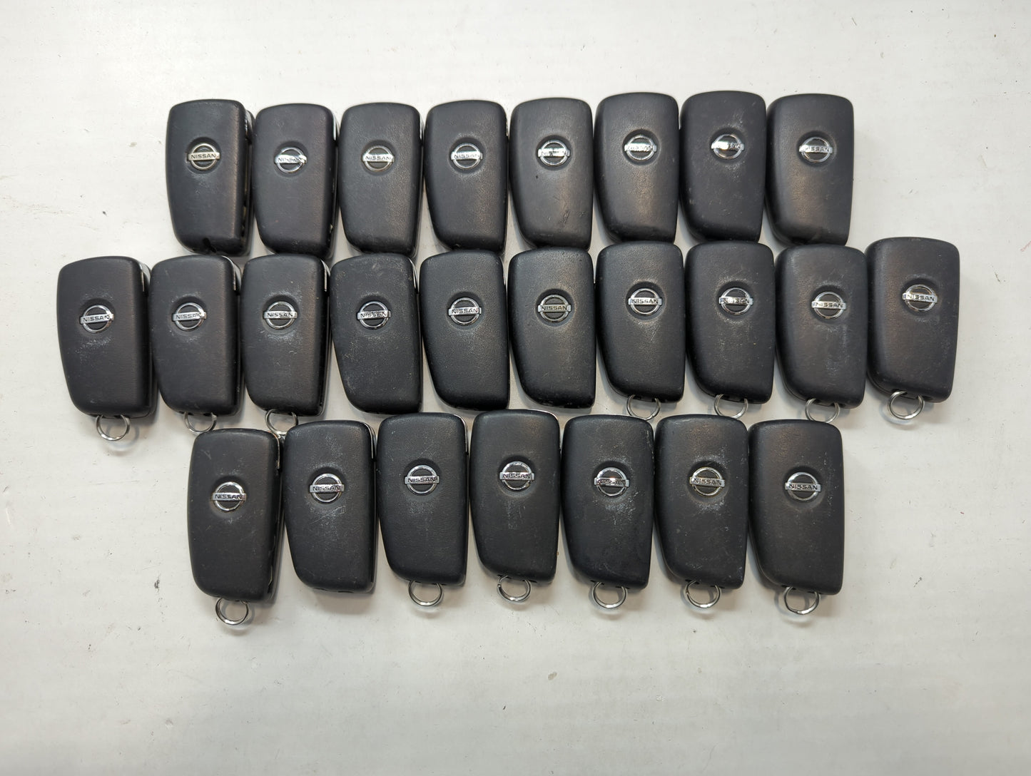 Lot of 25 Nissan Keyless Entry Remote Fob CWTWB1G767 - Oemusedautoparts1.com