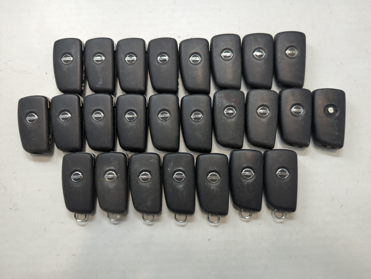 Lot of 25 Nissan Keyless Entry Remote Fob CWTWB1G767 - Oemusedautoparts1.com