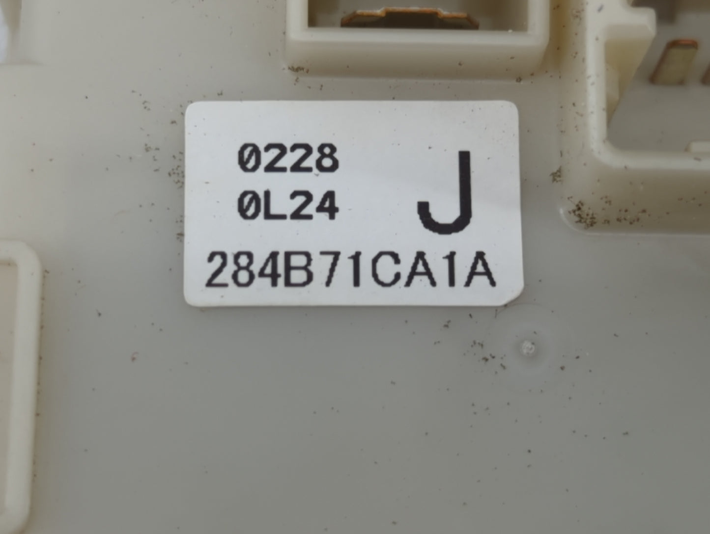 2007-2011 Nissan Altima Fusebox Fuse Box Panel Relay Module Fits Fits 2007 2008 2009 2010 2011 OEM Used Auto Parts - Oemused
