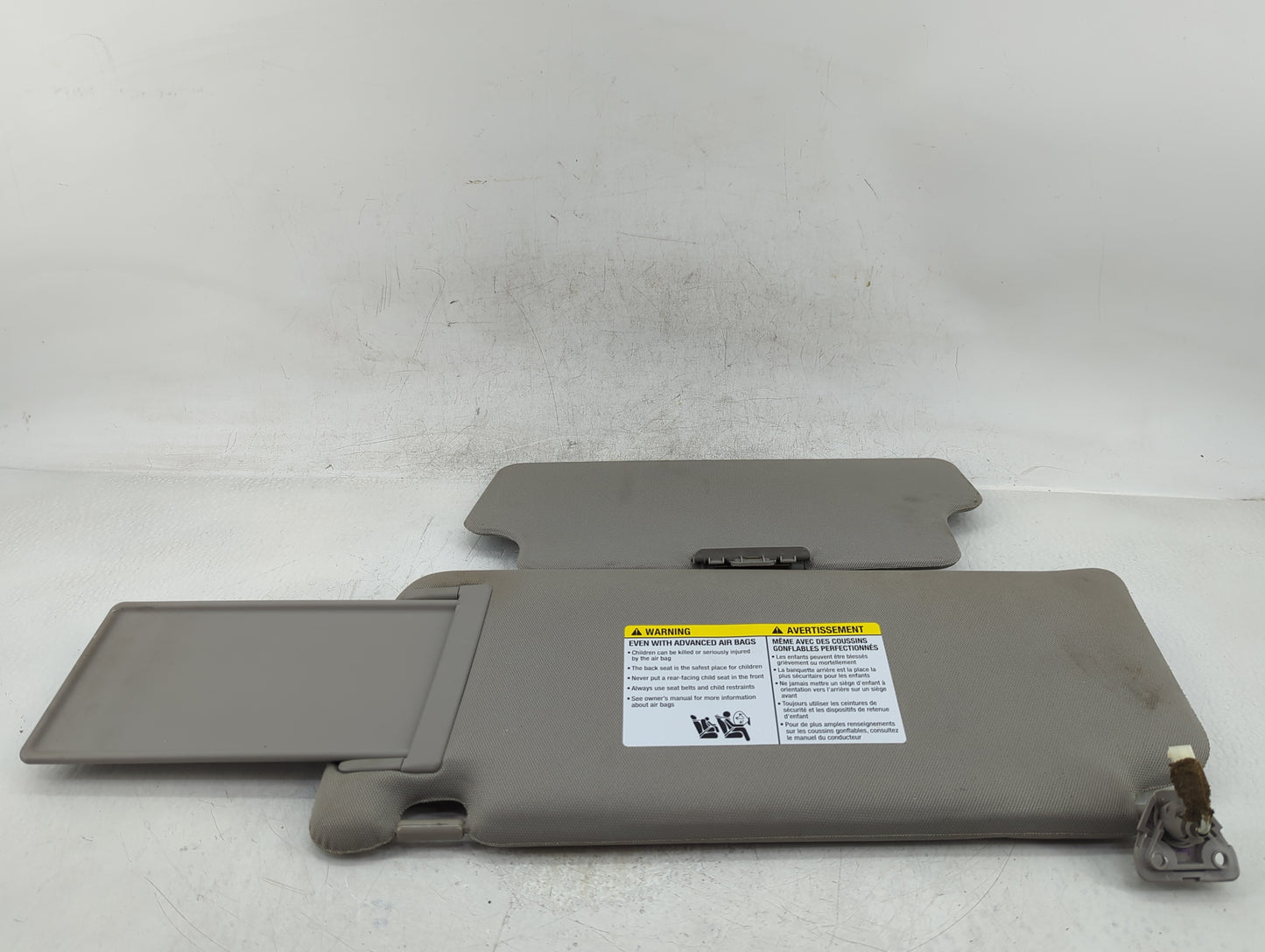 2005-2015 Nissan Armada Sun Visor Shade Replacement Passenger Right Mirror Fits OEM Used Auto Parts - Oemusedautoparts1.com