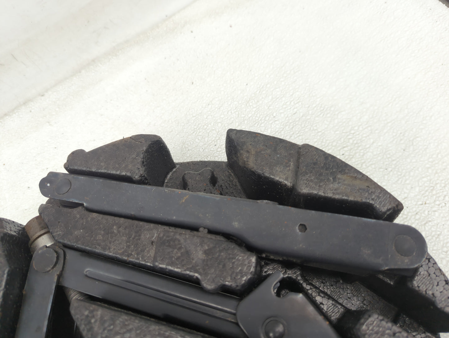 2009 Nissan Versa Spare Scissor Car Jack 1060386 - Oemusedautoparts1.com