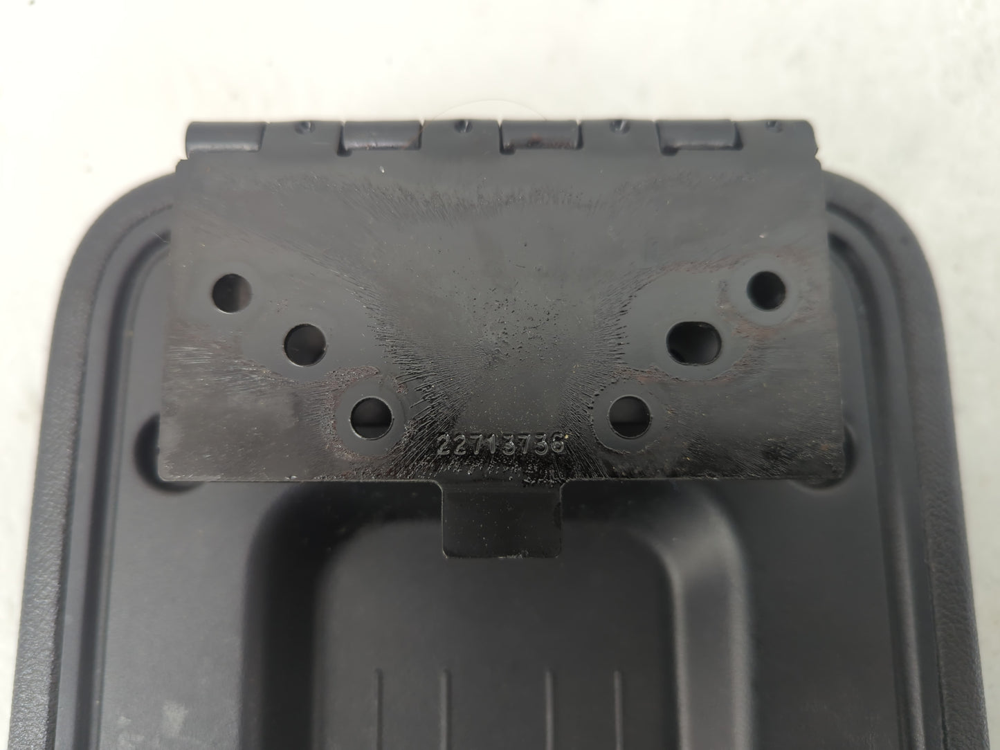 2006-2010 Pontiac G6 Center Console Armrest Cover Lid Fits Fits 2006 2007 2008 2009 2010 OEM Used Auto Parts - Oemusedautopa