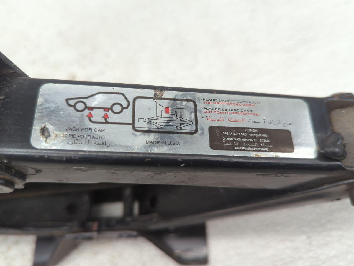 2006 Pontiac G6 Spare Scissor Car Jack 916178 - Oemusedautoparts1.com