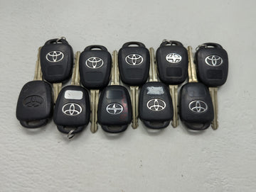 Lot of 10 Toyota Keyless Entry Remote Fob MIXED FCC IDS MIXED PART
