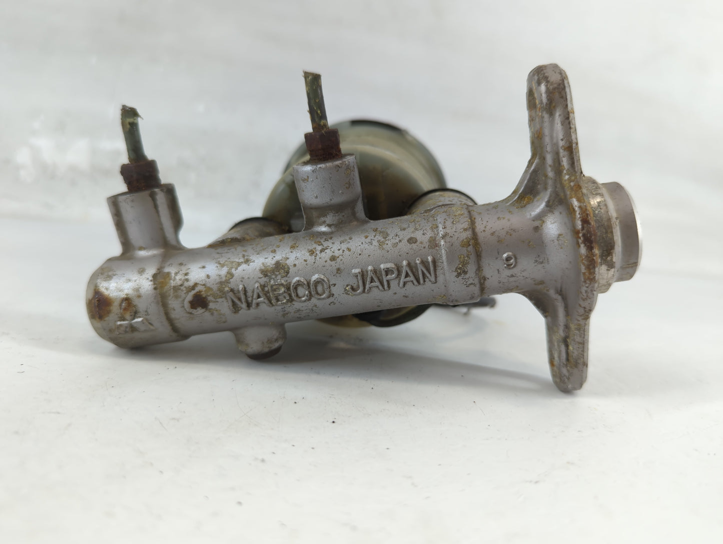Toyota 86 Brake Master Cylinder 775799 - Oemusedautoparts1.com