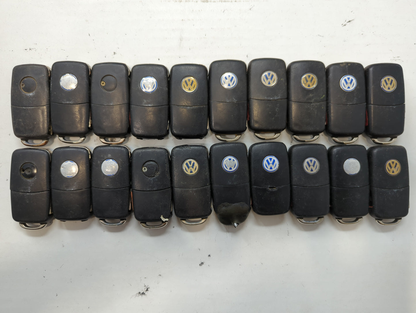 Lot of 20 Volkswagen Keyless Entry Remote Fob NBG92596263 | NBG92596263T - Oemusedautoparts1.com
