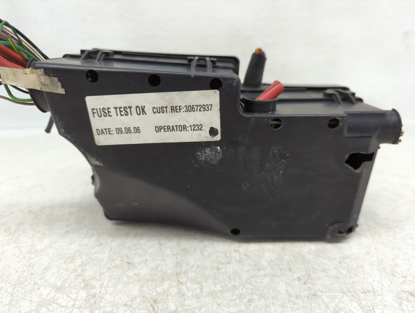 0 Volvo V40 Fusebox Fuse Box Panel Relay Module Fits Fits 207 2008 OEM Used Auto Parts - Oemusedautoparts1.com