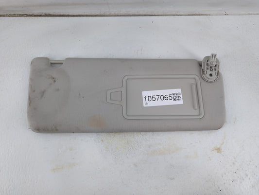 2024 Hyundai Santa Fe Sun Visor Shade Replacement Passenger Right Mirror Fits OEM Used Auto Parts