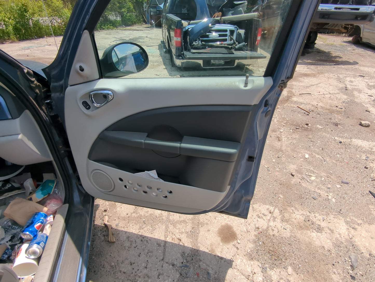 2007 Chrysler Pt Cruiser Front Right Passenger Interior Door Panel Trim