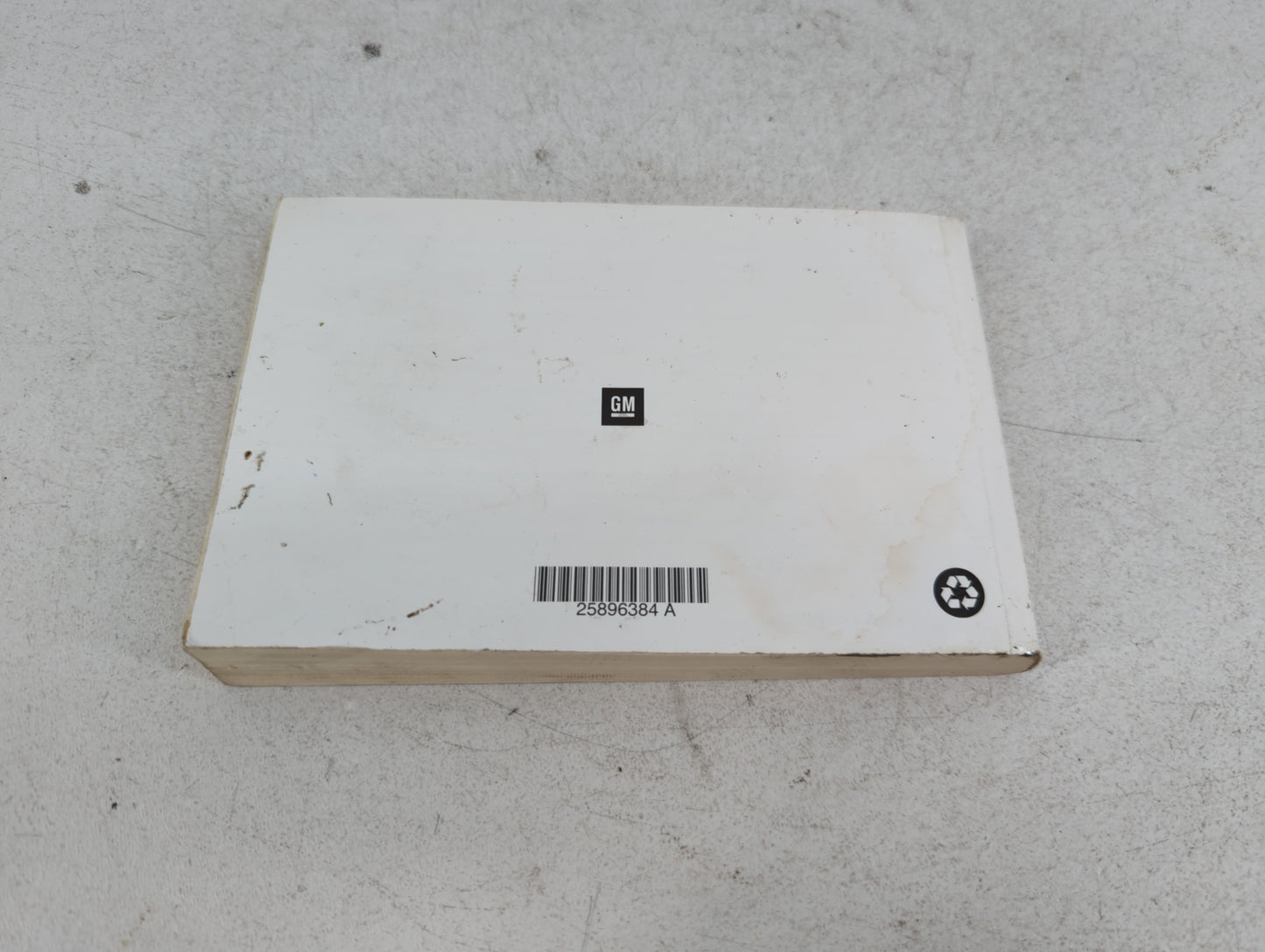 2010 Chevrolet Impala Owners Manual Book Guide P/N:25896384 OEM Used Auto Parts