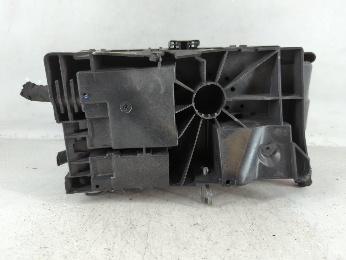 2013 Chevrolet Malibu Fusebox Fuse Box Panel Relay Module P/N:20918981 Fits OEM Used Auto Parts