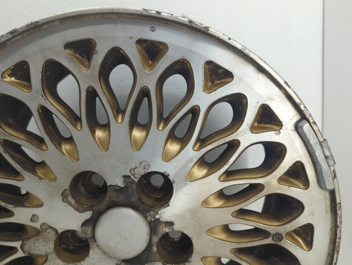 1996-1997 Chrysler Town & Country Oem Wheel Rim