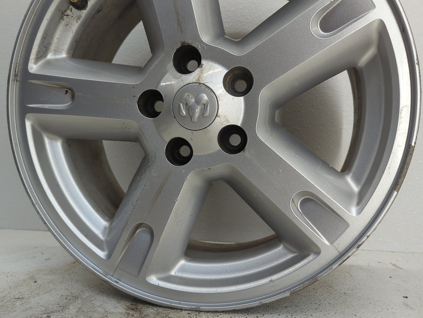 2007-2011 Dodge Nitro Oem Wheel Rim