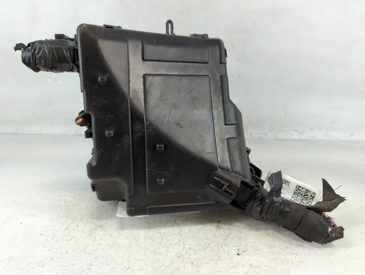 2019-2020 Hyundai Santa Fe Fusebox Fuse Box Panel Relay Module P/N:91956-S2021 Fits Fits 2019 2020 OEM Used Auto Parts - Oemusedautoparts1.com