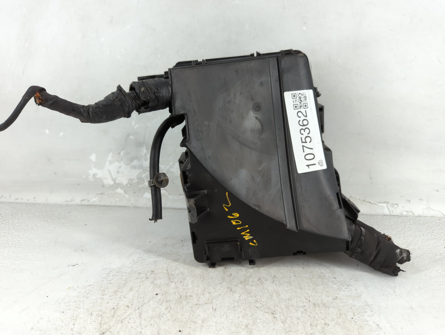 2011-2014 Hyundai Sonata Fusebox Fuse Box Panel Relay Module P/N:91950-3S740 VS912003Q174YA Fits Fits 2011 2012 2013 2014 OEM Used Auto Parts - Oemusedautoparts1.com