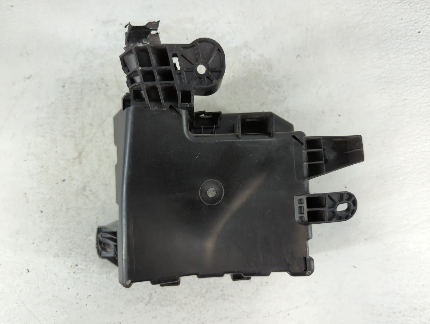 2013-2019 Nissan Sentra Fusebox Fuse Box Panel Relay Module P/N:284B7 3RA3B Fits Fits 2013 2014 2015 2016 2017 2018 2019 OEM Used Auto Parts - Oemusedautoparts1.com