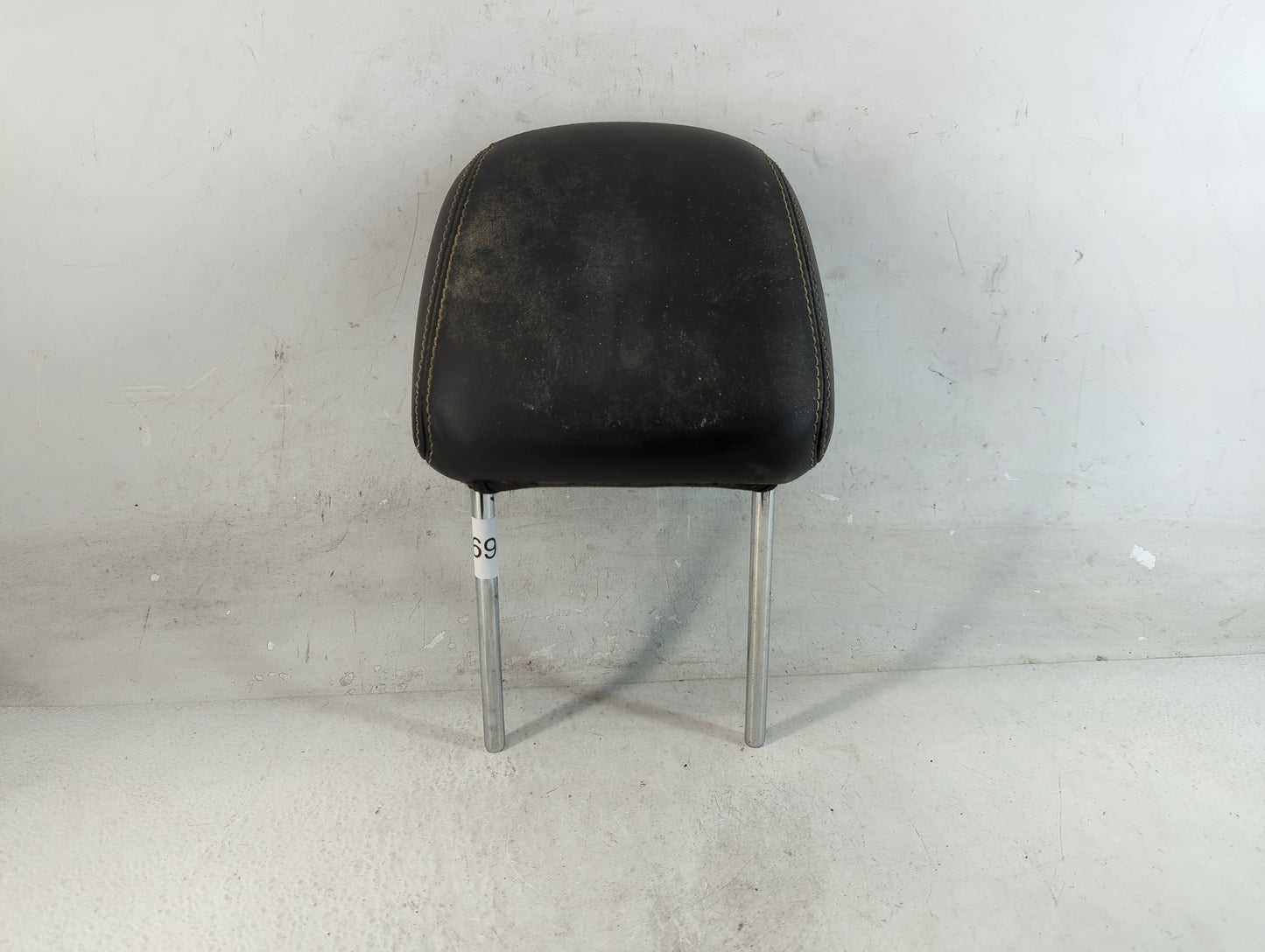 2000-2001 Ford Excursion Headrest Head Rest Front Driver Passenger Seat Fits Fits 2000 2001 OEM Used Auto Parts