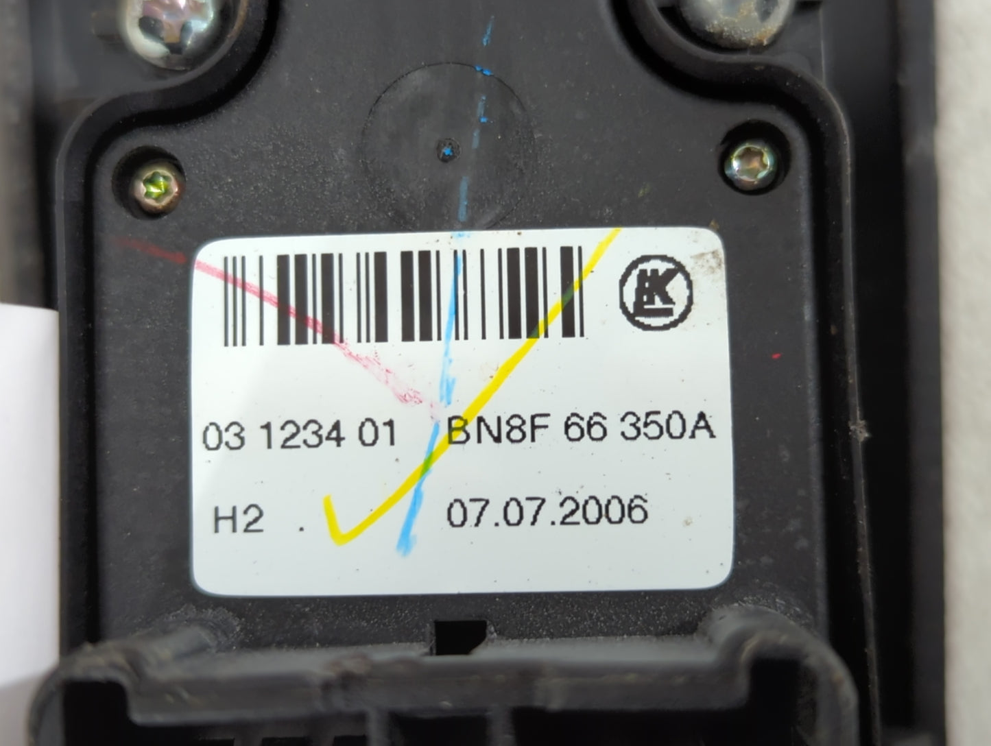 2004-2009 Mazda 3 Master Power Window Switch Replacement Driver Side Left P/N:BN8F 66 350A Fits Fits 2004 2005 2006 2007 2008 2009 OEM Used Auto Parts