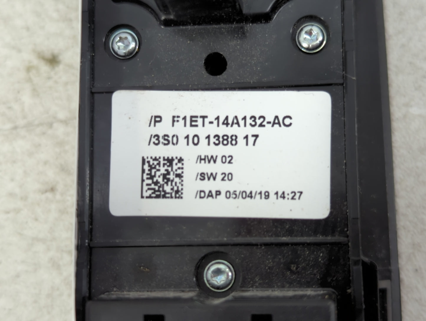2013-2019 Ford Escape Master Power Window Switch Replacement Driver Side Left P/N:F1ET-14A132-AC Fits OEM Used Auto Parts - Oemusedautoparts1.com