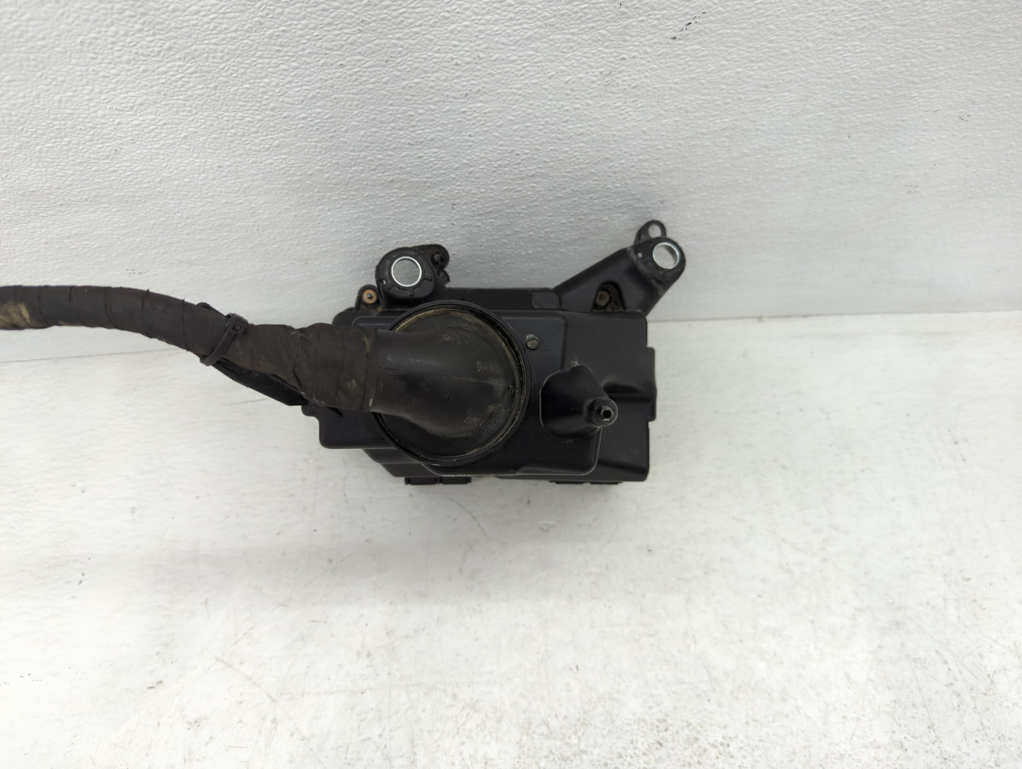 2019 Mercedes-Benz E450 Fusebox Fuse Box Panel Relay Module P/N:A205 998 13 Fits OEM Used Auto Parts - Oemusedautoparts1.com