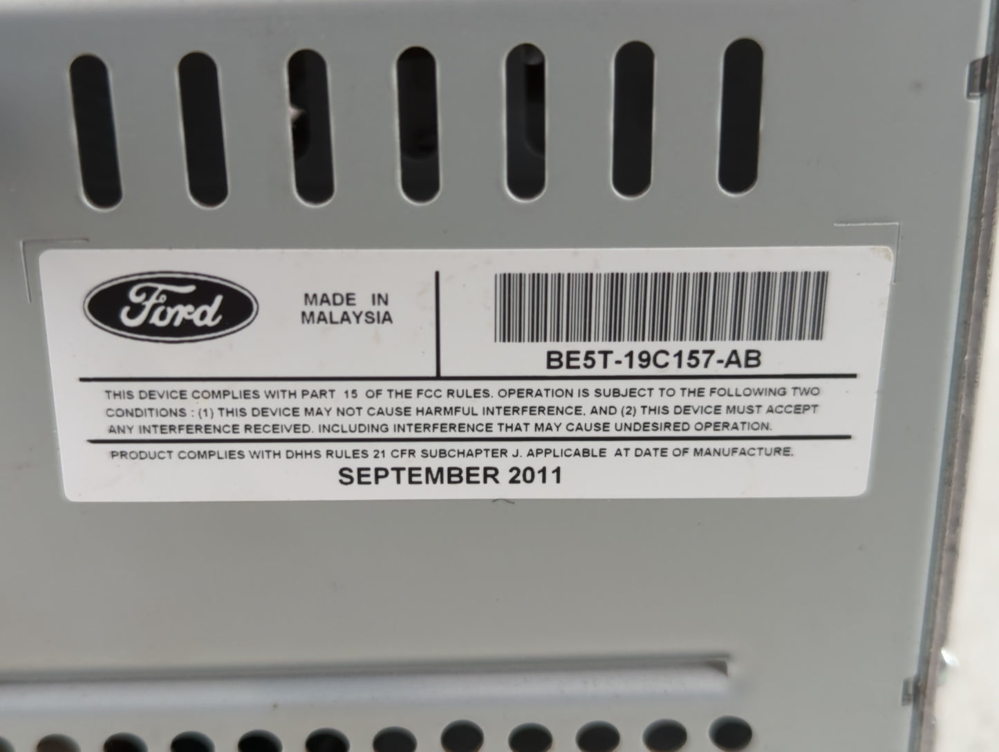 2010-2012 Ford Fusion Radio AM FM Cd Player Receiver Replacement P/N:BE5T-19C157-AB Fits Fits 2010 2011 2012 OEM Used Auto Parts - Oemusedautoparts1.com