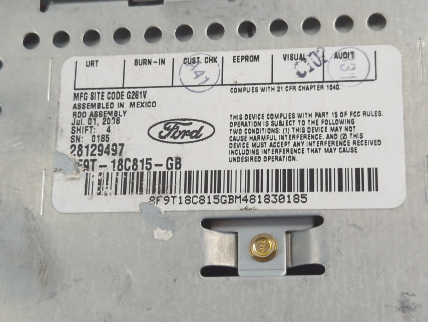 2008-2009 Ford Taurus X Radio AM FM Cd Player Receiver Replacement P/N:8F9T-18C815-GB Fits Fits 2008 2009 OEM Used Auto Parts